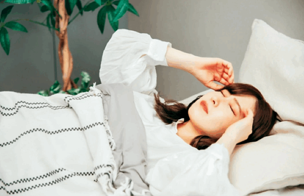 ✨脳呼吸枕 眠りが深くなる枕 ‼️新品未使用 即発送！ ✨ 脳呼吸枕』の 